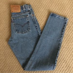 Vintage Levi’s 550 Relaxed Jeans